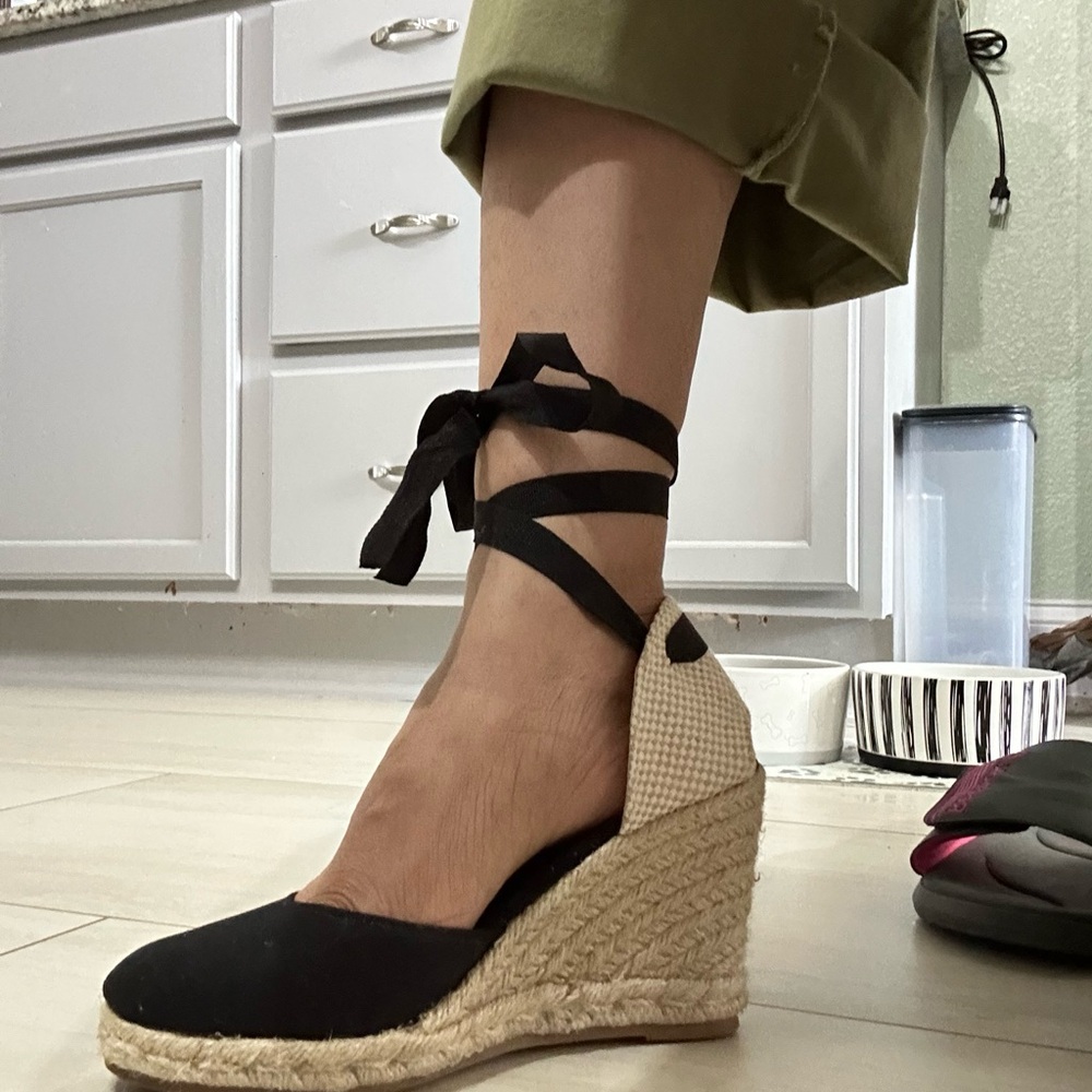 Black and Cream Women's Shoes